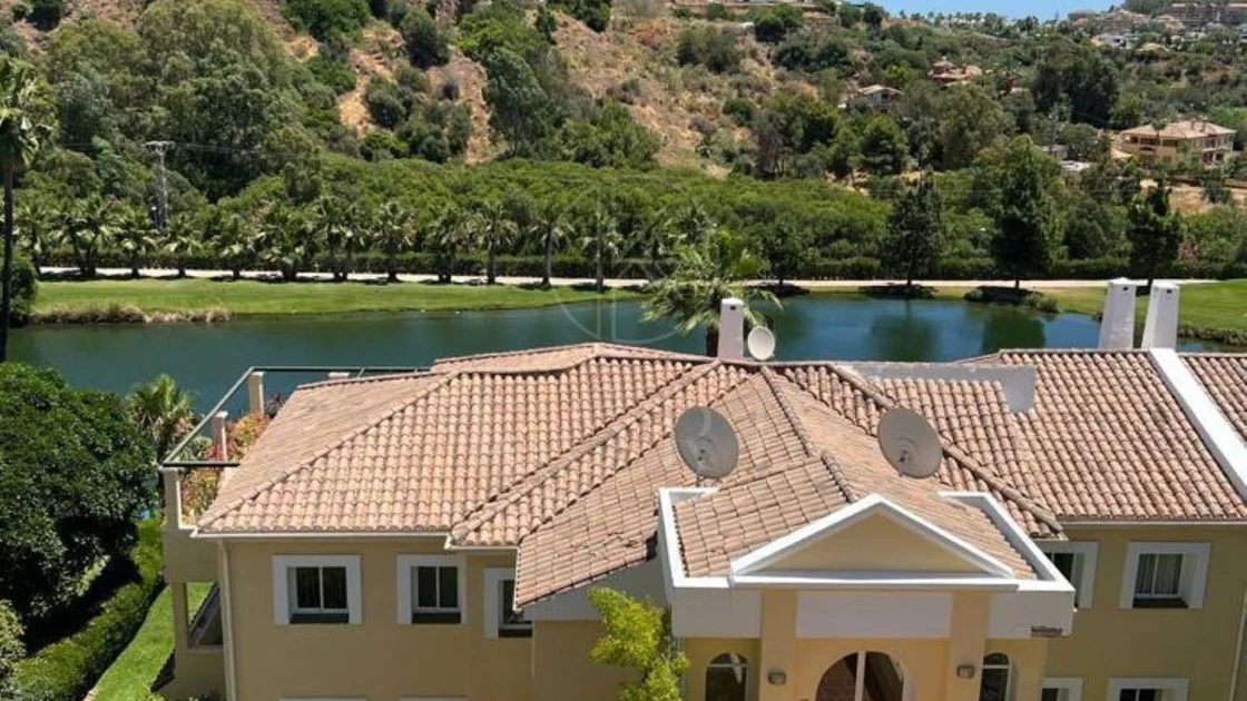 Penthouse de vânzare în La Quinta, Benahavis