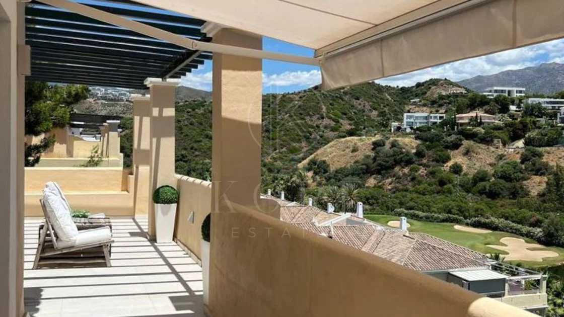 Penthouse de vânzare în La Quinta, Benahavis