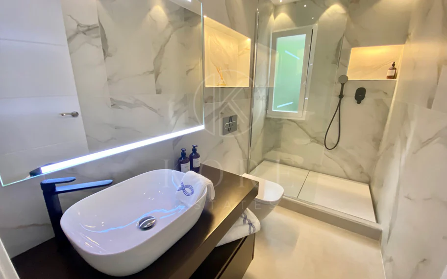 Penthouse for sale in La Quinta, Benahavis
