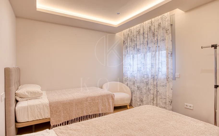 Fantastic east-facing duplex penthouse with solarium and stunning sunset views in La Cala Golf Resort, Mijas Costa