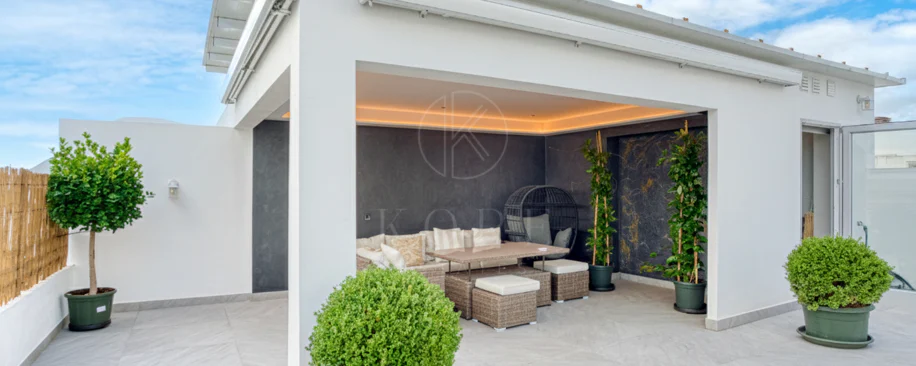 Fantastic east-facing duplex penthouse with solarium and stunning sunset views in La Cala Golf Resort, Mijas Costa