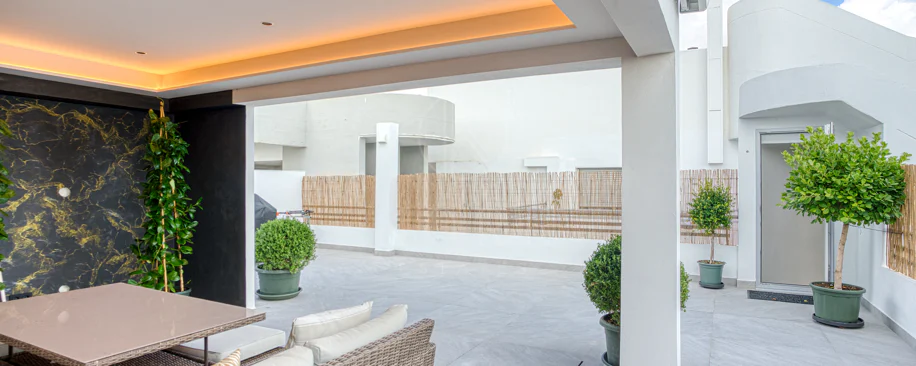 Fantastic east-facing duplex penthouse with solarium and stunning sunset views in La Cala Golf Resort, Mijas Costa