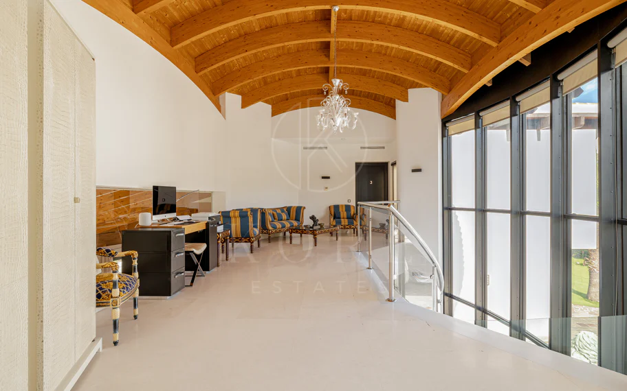 Luxury Villa in Los Flamingos, Benahavis – Exclusive 8-Bedroom Residence with Sea Views