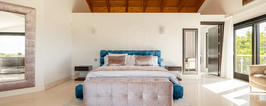 Luxury Villa in Los Flamingos, Benahavis – Exclusive 8-Bedroom Residence with Sea Views