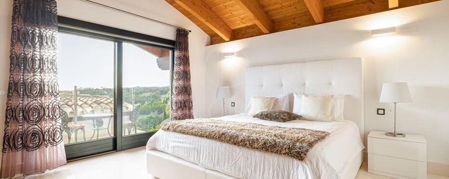 Luxury Villa in Los Flamingos, Benahavis – Exclusive 8-Bedroom Residence with Sea Views