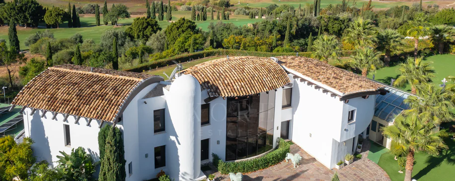 Luxury Villa in Los Flamingos, Benahavis – Exclusive 8-Bedroom Residence with Sea Views