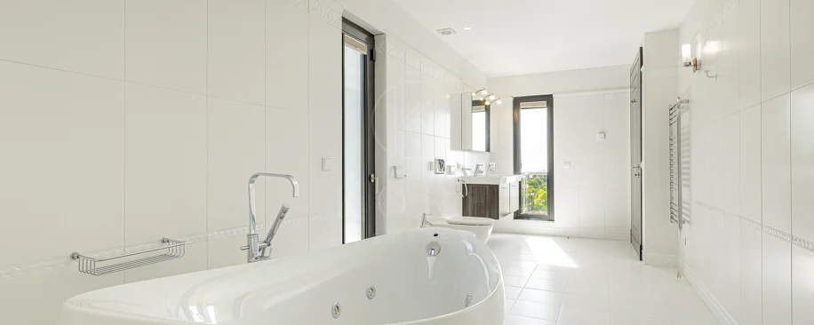 Luxury Villa in Los Flamingos, Benahavis – Exclusive 8-Bedroom Residence with Sea Views