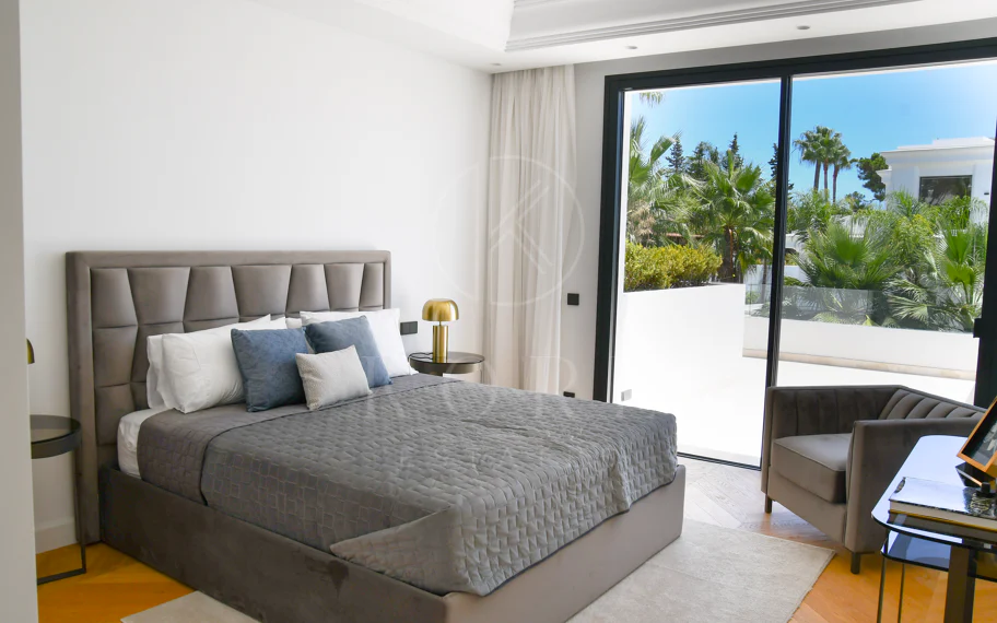 EXCLUSIVE DETACHED VILLAS IN LOMAS DE MARBELLA CLUB