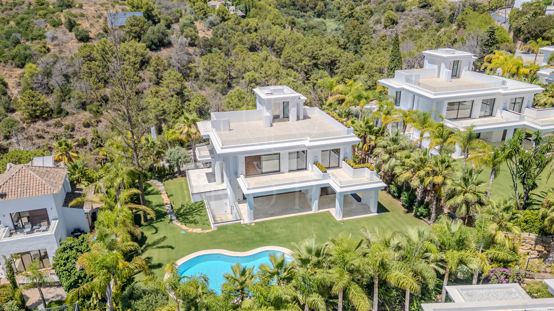 VILE EXCLUSIVE INDEPENDENTE ÎN LOMAS DE MARBELLA CLUB