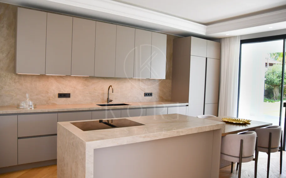 EXCLUSIVE DETACHED VILLAS IN LOMAS DE MARBELLA CLUB