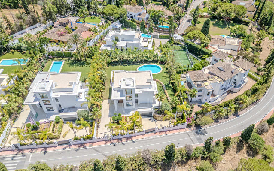 EXCLUSIVE DETACHED VILLAS IN LOMAS DE MARBELLA CLUB