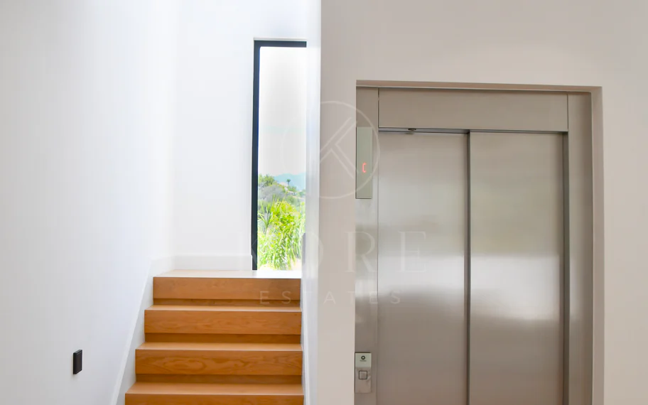 EXCLUSIVE DETACHED VILLAS IN LOMAS DE MARBELLA CLUB