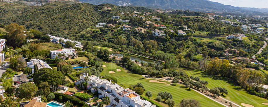 Elegant Renovated Townhouse on Frontline La Quinta Golf with Spectacular Views
