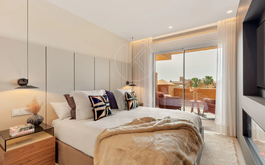 Mediterranean Elegance in Los Granados del Mar