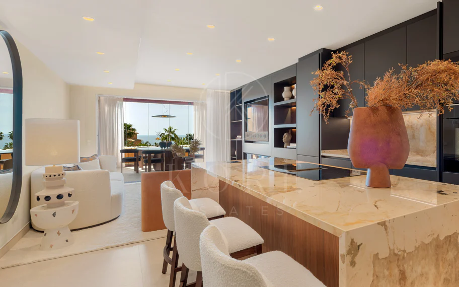 Mediterranean Elegance in Los Granados del Mar