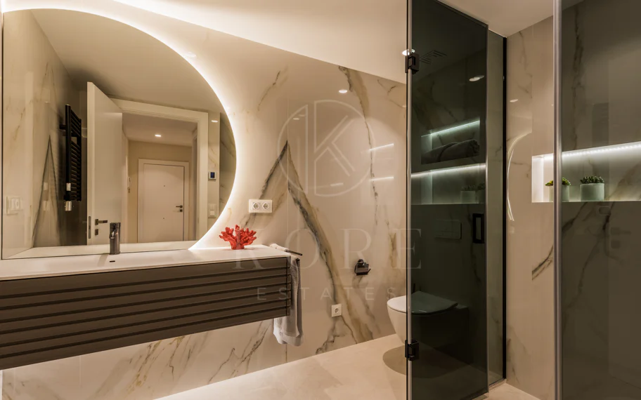 Mediterranean Elegance in Los Granados del Mar