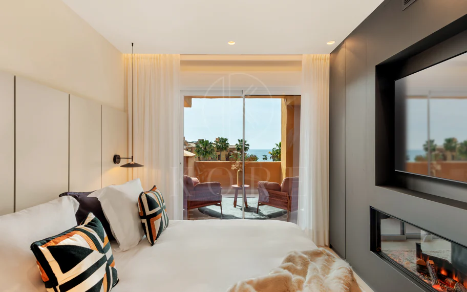 Mediterranean Elegance in Los Granados del Mar