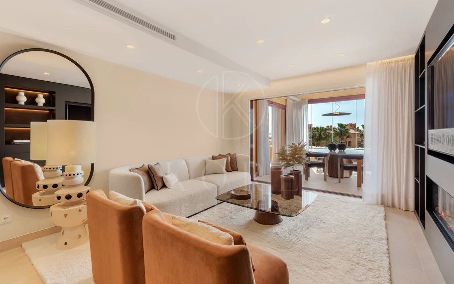 Mediterranean Elegance in Los Granados del Mar