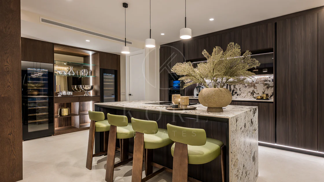 Exclusivo apartamento Reformado en Palm Beach, Los Monteros, primera línea de playa