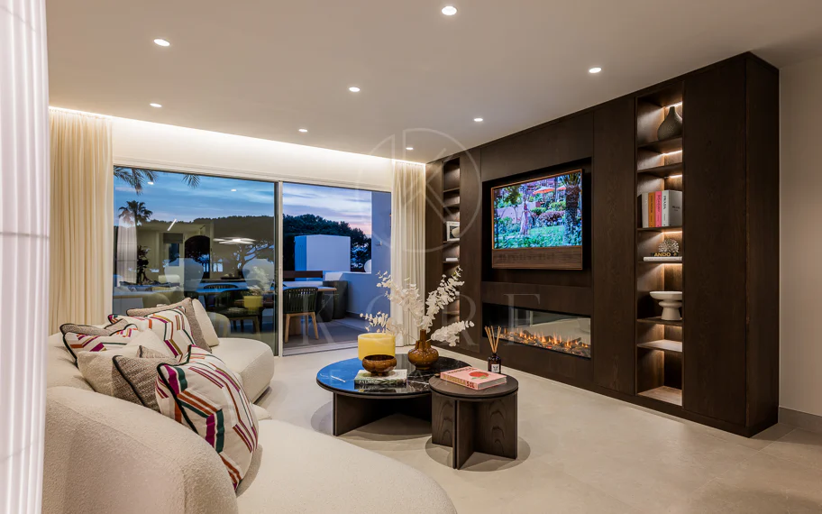 Exclusive apartment Reformed in Palm Beach, Los Monteros, beachfront