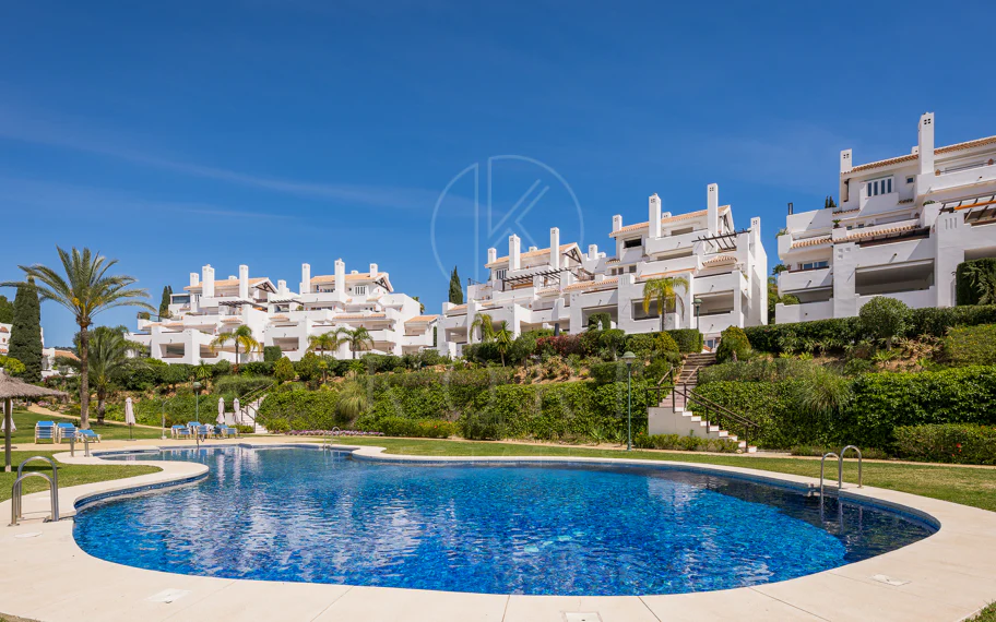 Exclusive apartment Reformed in Palm Beach, Los Monteros, beachfront