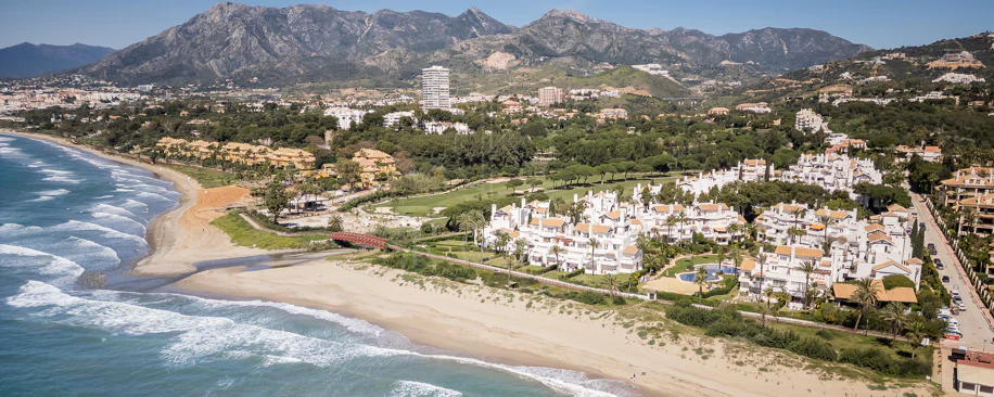 Exclusivo apartamento Reformado en Palm Beach, Los Monteros, primera línea de playa