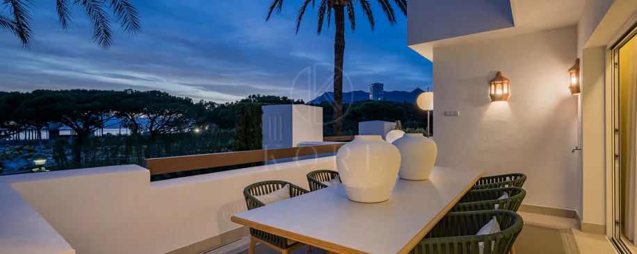 Exclusivo apartamento Reformado en Palm Beach, Los Monteros, primera línea de playa