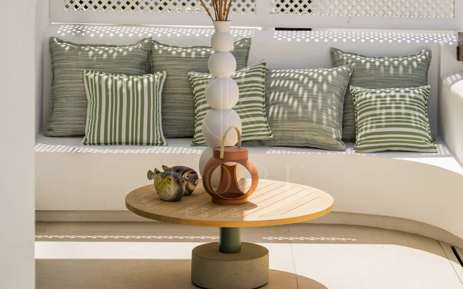 Exclusive apartment Reformed in Palm Beach, Los Monteros, beachfront