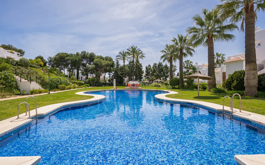 Exclusive apartment Reformed in Palm Beach, Los Monteros, beachfront