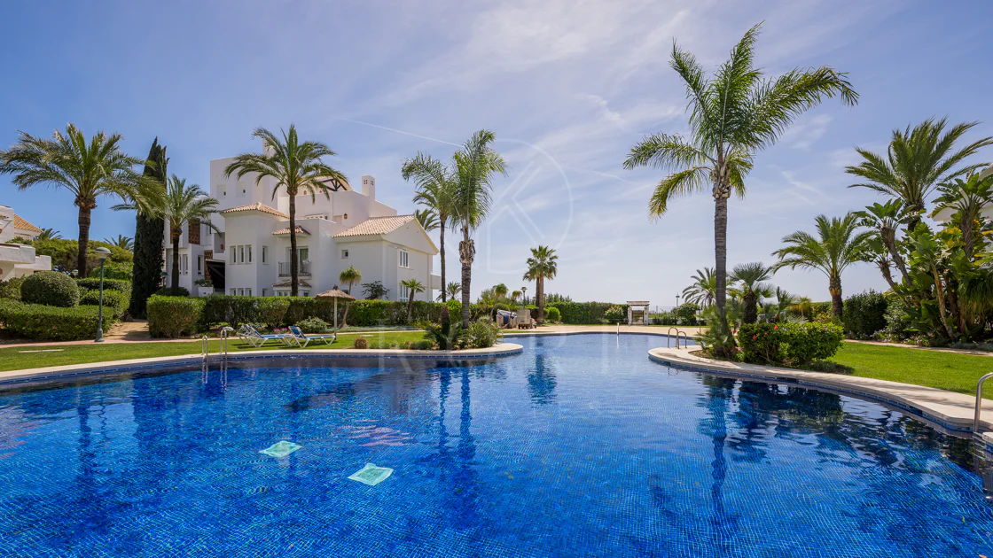 Exclusivo apartamento Reformado en Palm Beach, Los Monteros, primera línea de playa