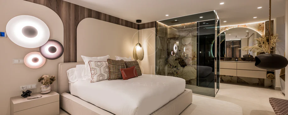 Exclusivo apartamento Reformado en Palm Beach, Los Monteros, primera línea de playa
