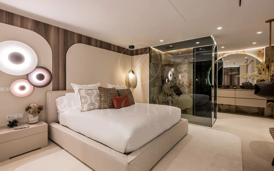 Exclusive apartment Reformed in Palm Beach, Los Monteros, beachfront