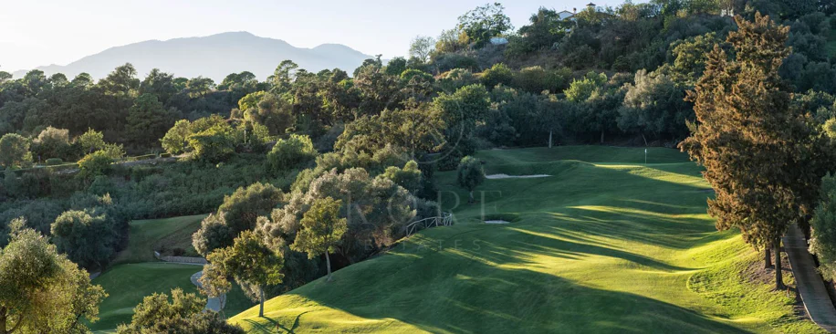 Exquisita Proyecto de villa de lujo de seis dormitorios en Marbella Club Golf Resort