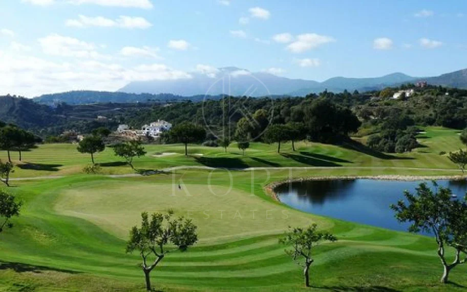 Exquisite Six-Bedroom Luxury Villa Project in Marbella Club Golf Resort