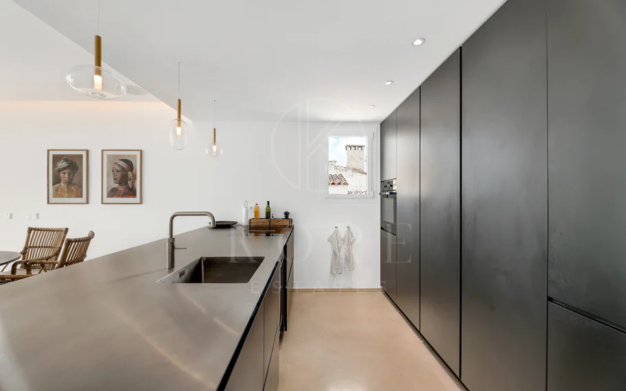 A luxurious and contemporary designed apartment located within the the famous marina of Puerto Banus