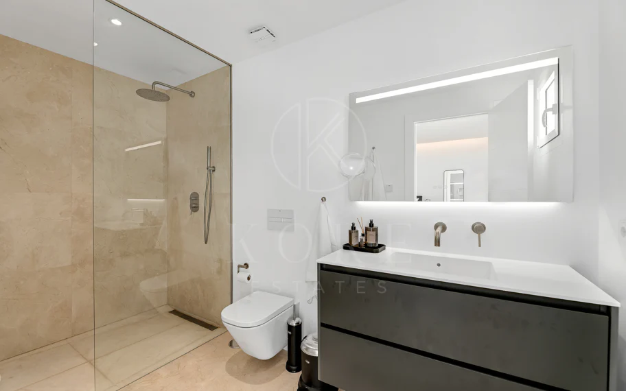 A luxurious and contemporary designed apartment located within the the famous marina of Puerto Banus