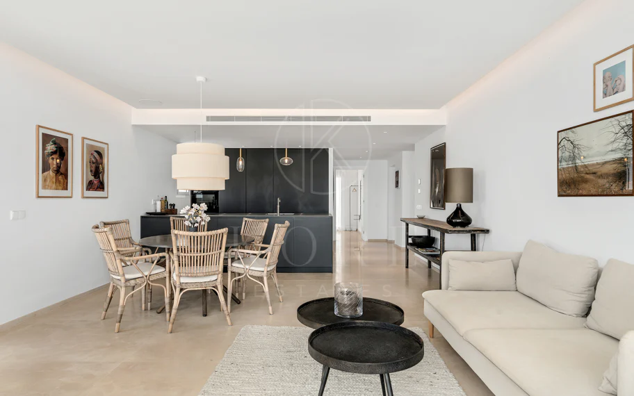 A luxurious and contemporary designed apartment located within the the famous marina of Puerto Banus