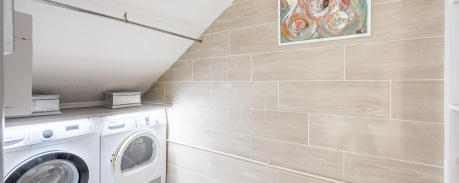 A cozy 2 bedroom townhouse located in a famous Aloha Pueblo, Nueva Andalucia.