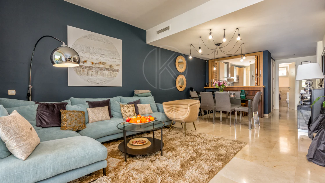 Elegante orientación norte este, casa adosada de tres dormitorios situada en La Cala Golf, Mijas