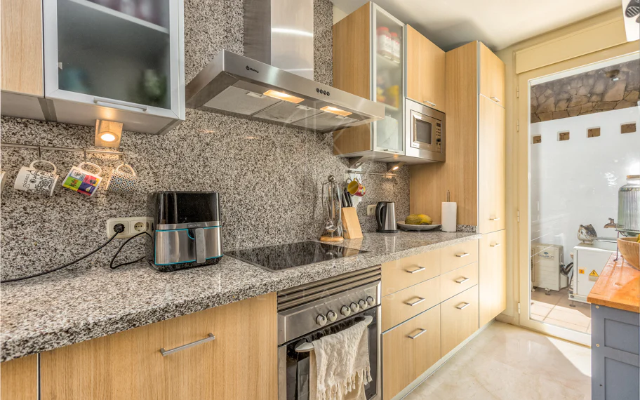 Elegant north east facing, three bedroom townhouse located in La Cala Golf, Mijas