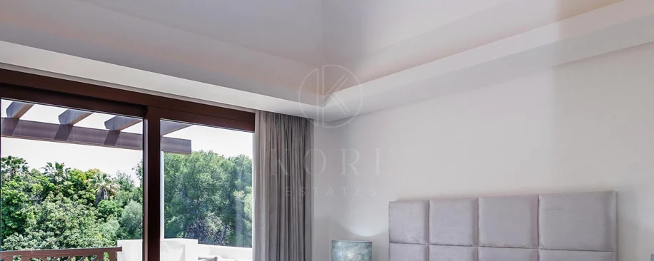 SEMI-DETACHED VILLA IN THE CENTER OF MARBELLA