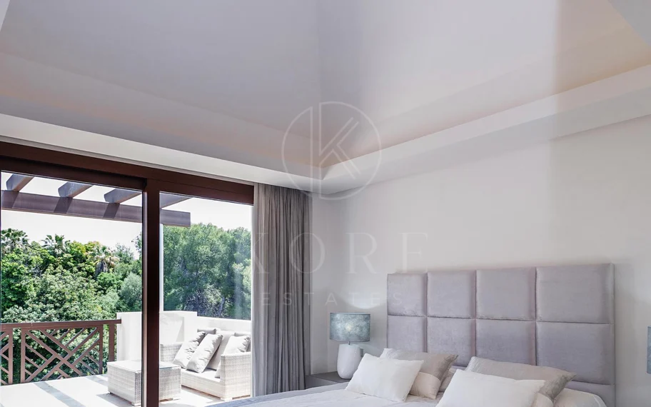 SEMI-DETACHED VILLA IN THE CENTER OF MARBELLA