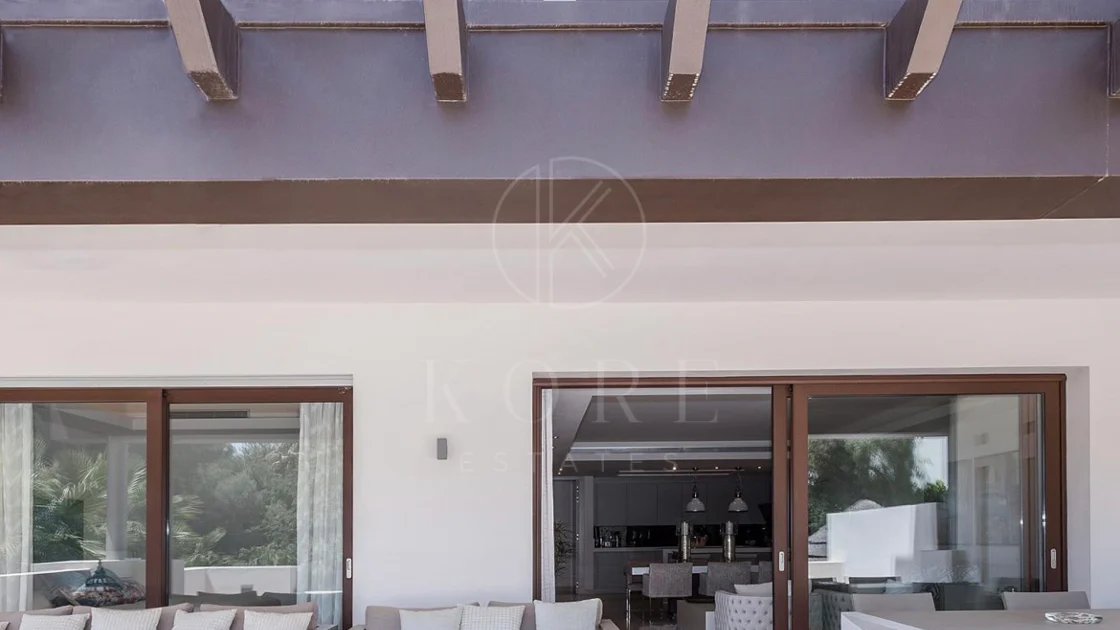 SEMI-DETACHED VILLA IN THE CENTER OF MARBELLA