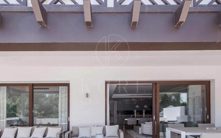 SEMI-DETACHED VILLA IN THE CENTER OF MARBELLA