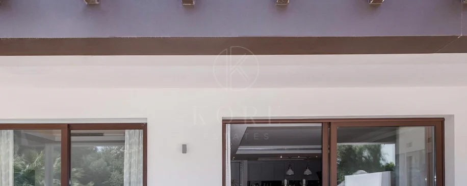 SEMI-DETACHED VILLA IN THE CENTER OF MARBELLA