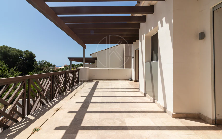 SEMI-DETACHED VILLA IN THE CENTER OF MARBELLA