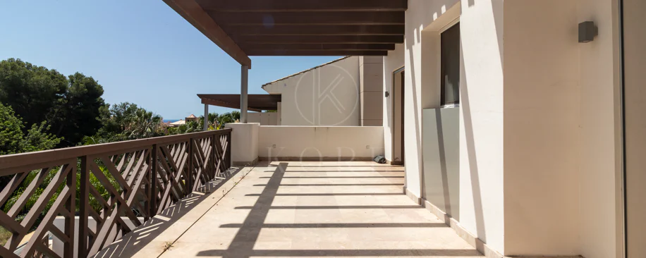 SEMI-DETACHED VILLA IN THE CENTER OF MARBELLA