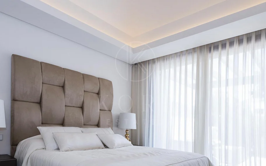 SEMI-DETACHED VILLA IN THE CENTER OF MARBELLA