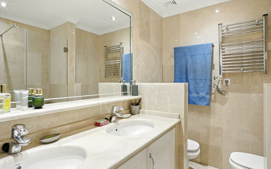 Exclusive Beachfront Two-Bedroom South-Facing Apartment with Sea Views in La Herradura, Marbella