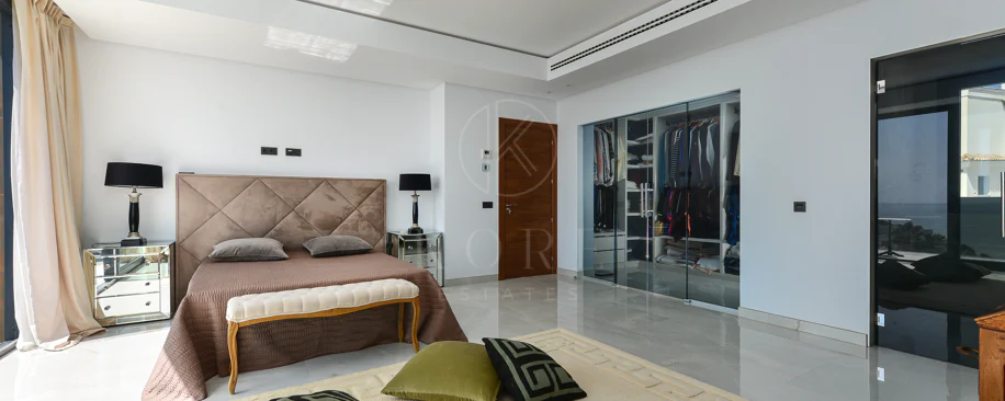 Luxury Villa with Panoramic Sea Views in La Paloma, Manilva